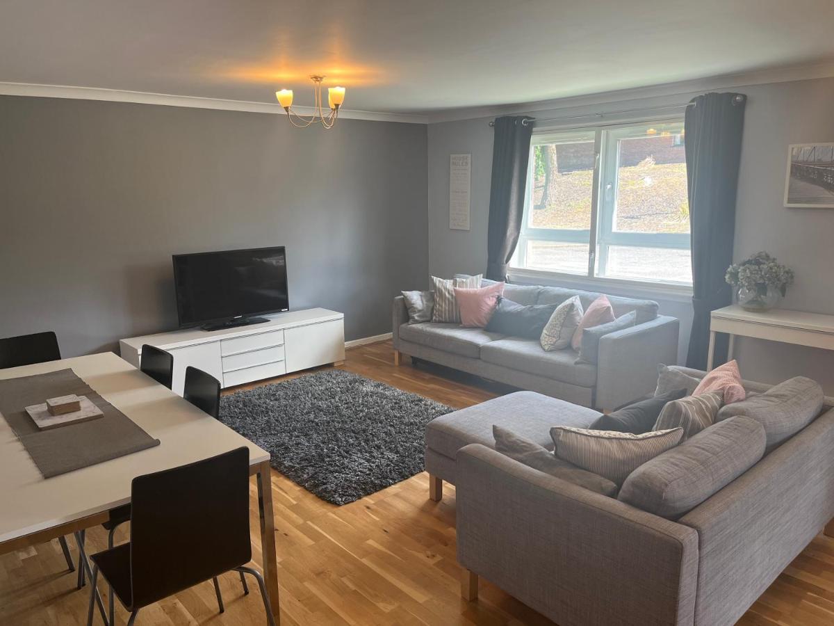 Flat Two, 212 Eaglesham Road, East Kilbride, Glasgow Exterior photo